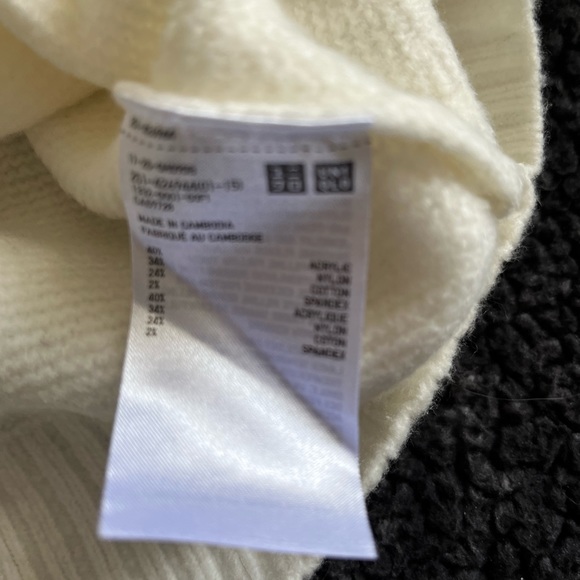 Ivory white sweater from Uni Qlo. Great cozy and soft basic, perfect for fall! - Picture 2 of 4